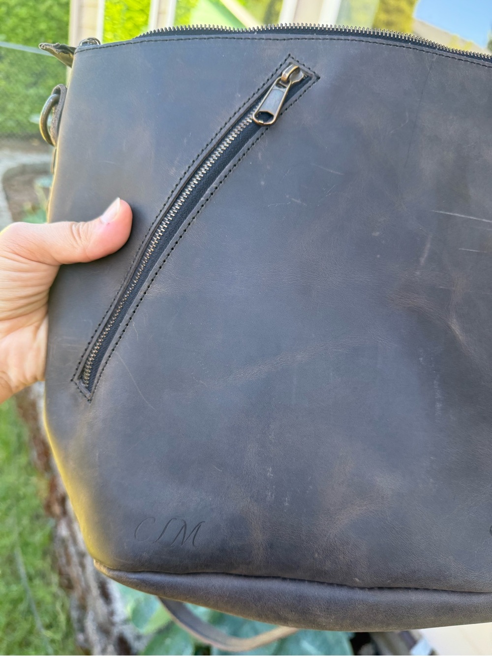 Love 41 by Saddleback Leather Concealed Carry Crossbody - Picture 5 of 6